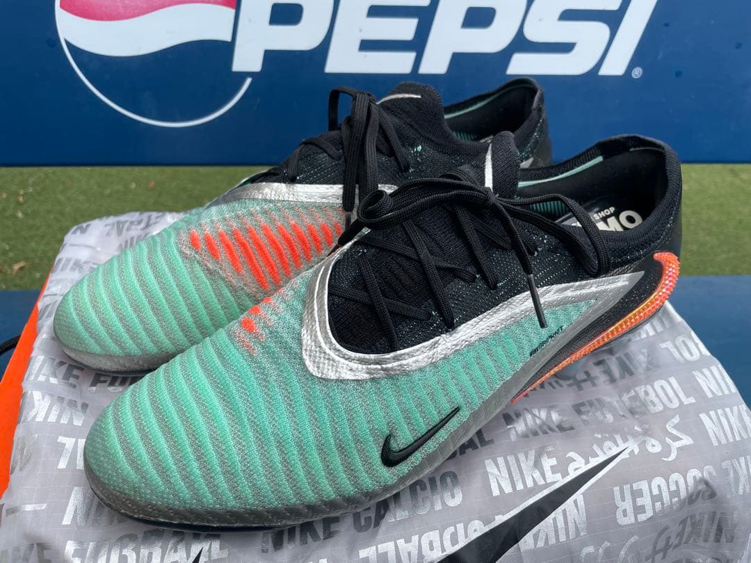 ナイキファントム6 LOW エリート LE FG 26.5 NIKE