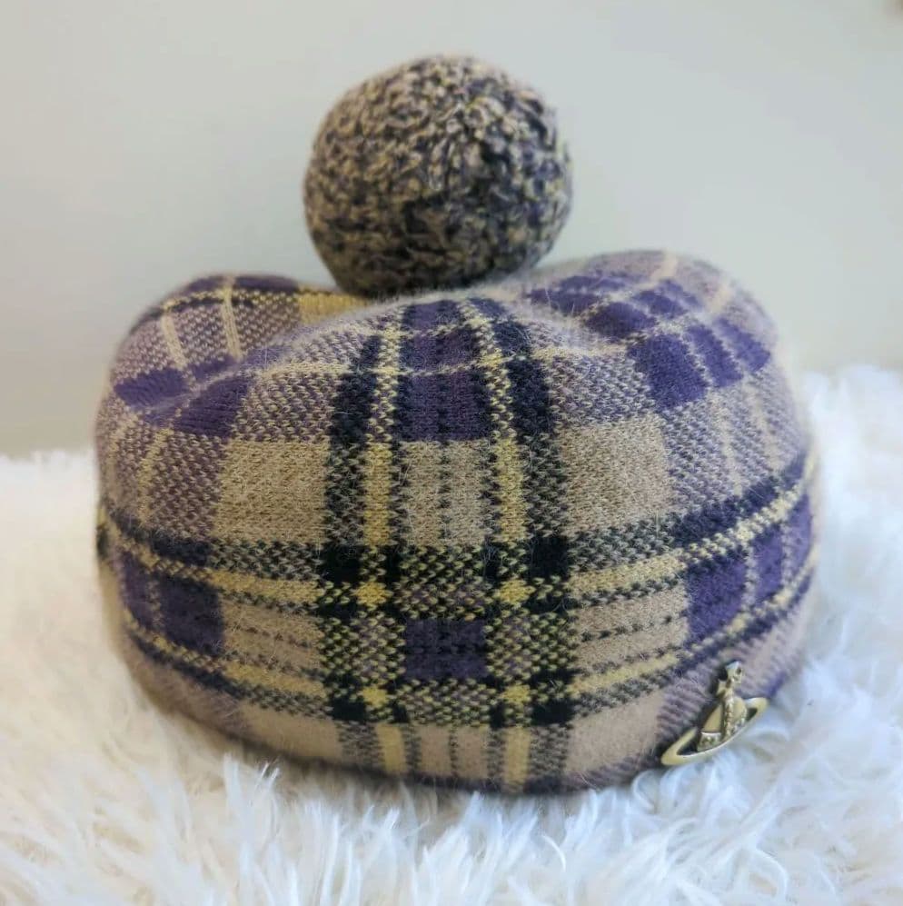 Vivienne Westwood ベレー帽　ぽんぽん　オーブ　アンゴラ28%混