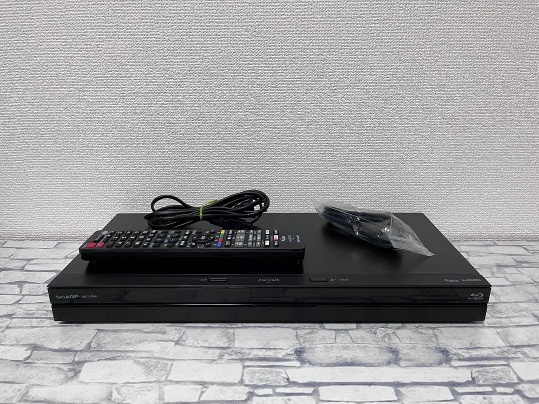 リモコン付　2番組録音　シャープ　ブルーレイレコーダー　2B-C05BW1
