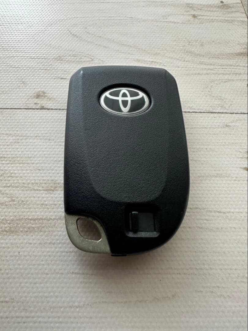 トヨタ　純正　200系　ハイエース　レジアスエース　スマートキー　TOYOTA