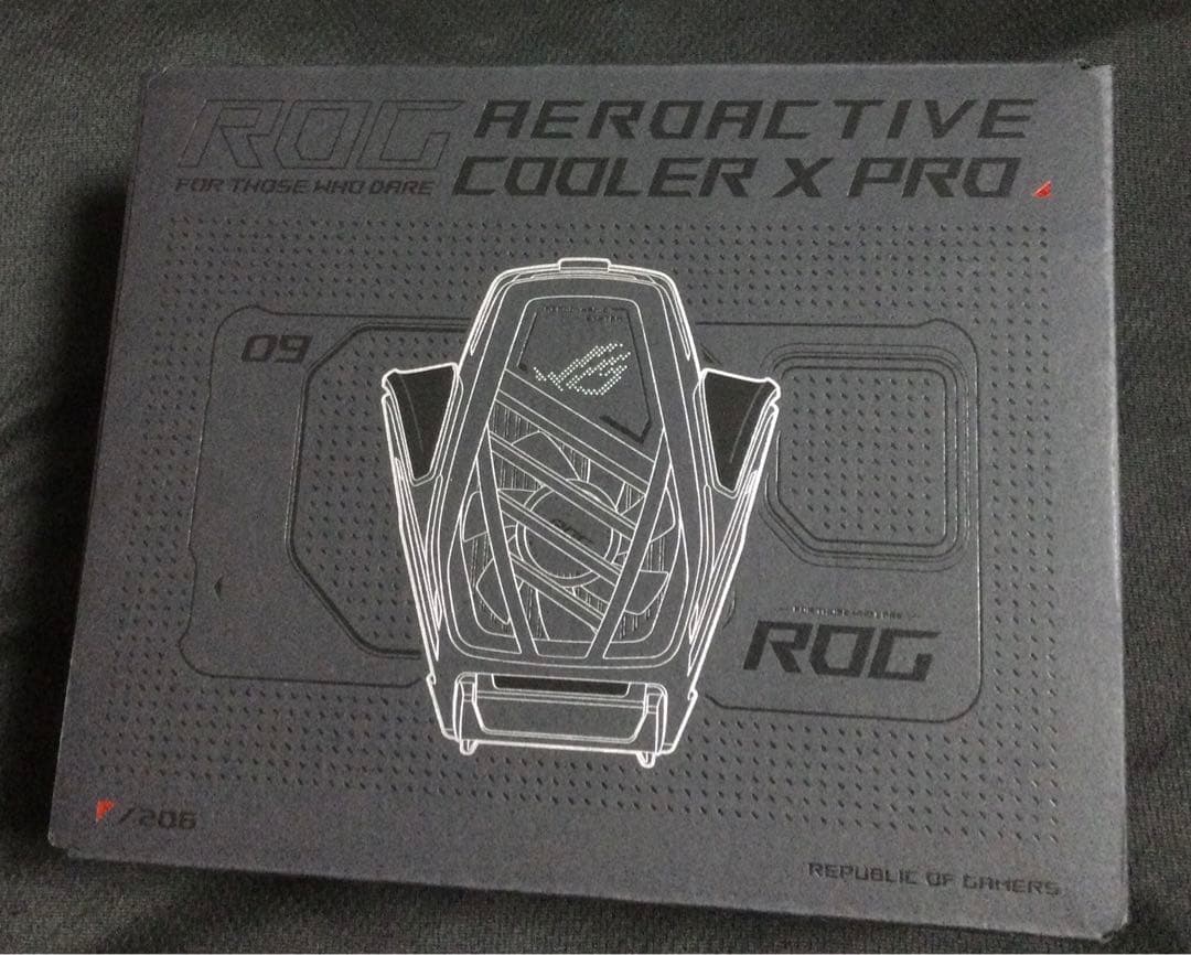 ROG スマホクーラー AeroActive Cooler X PRO
