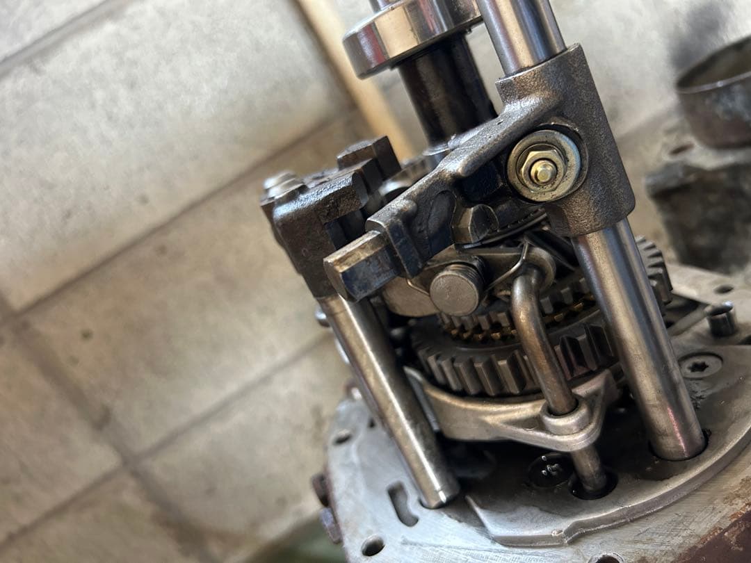 日産　A31 セフィーロ　rb20det ミッション