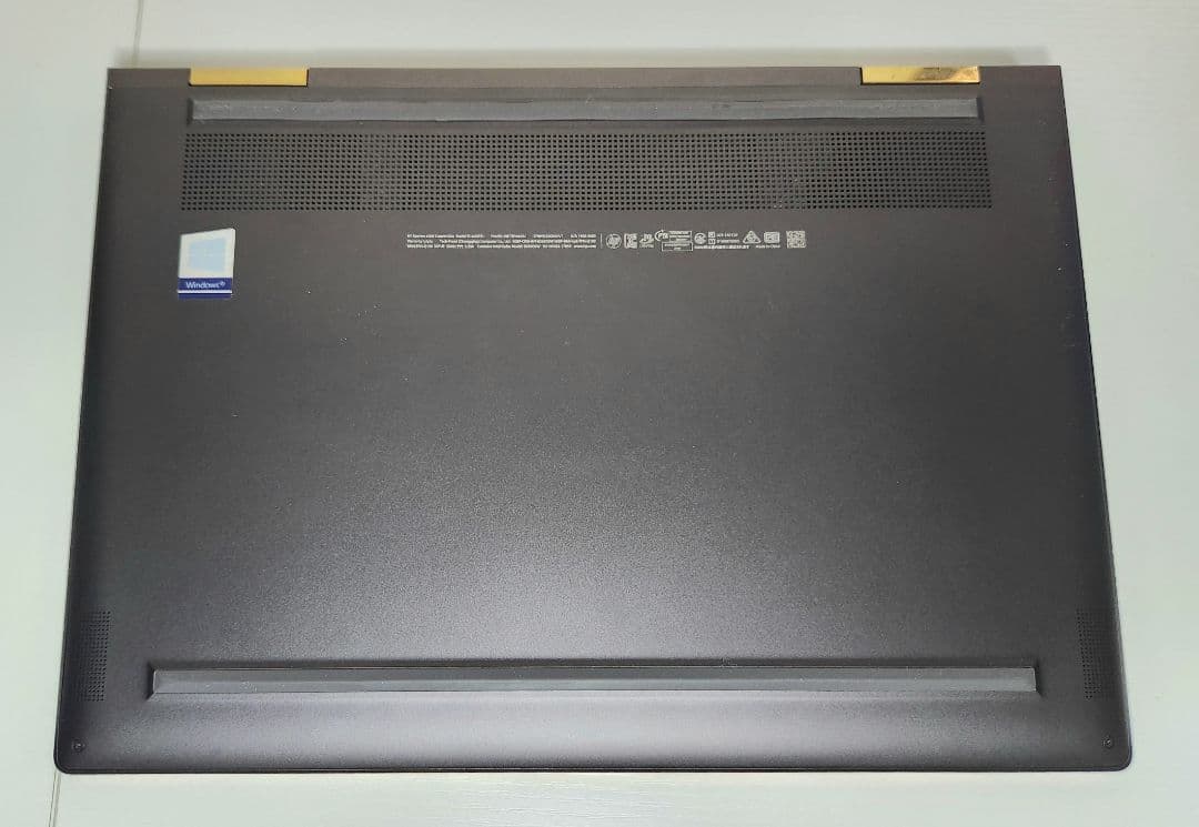 Windowsノート本体 Spectre x360 Corei7-8550U 16GB 512GB