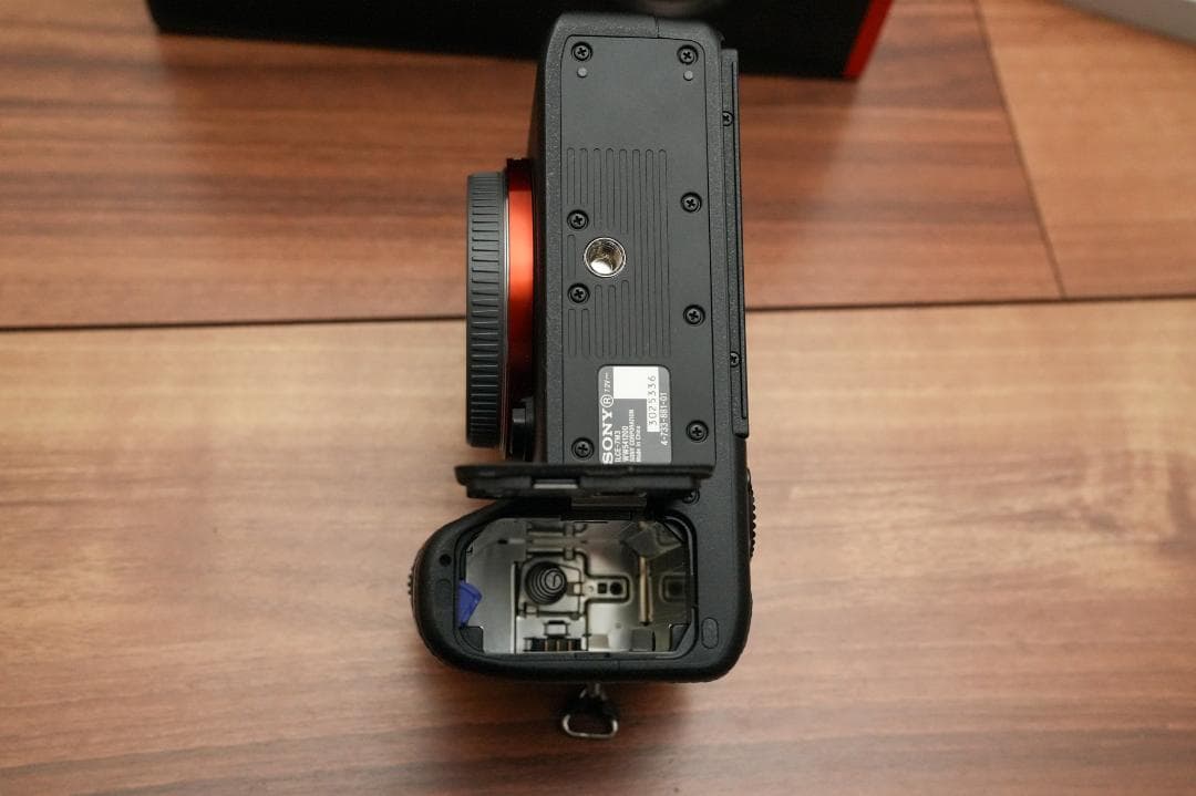 SONY α7III ミラーレス一眼 本体