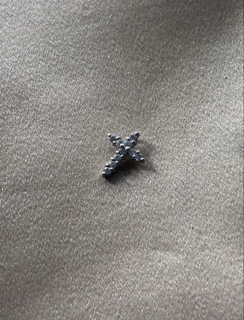 【最終お値下】クロス チャーム プラチナ