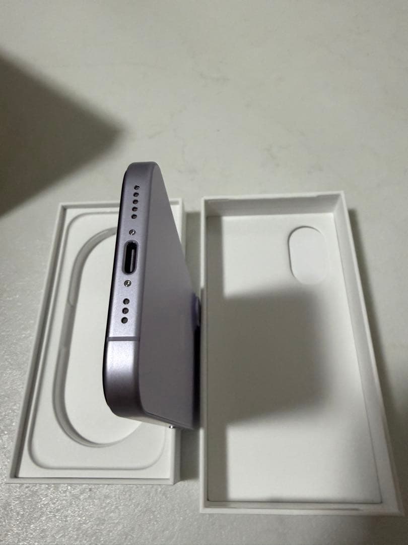 ちゃんまる　iPhone17 256G ラベンダー 本体