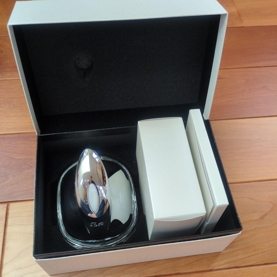 新品未使用 リファ グレースヘッドスパ