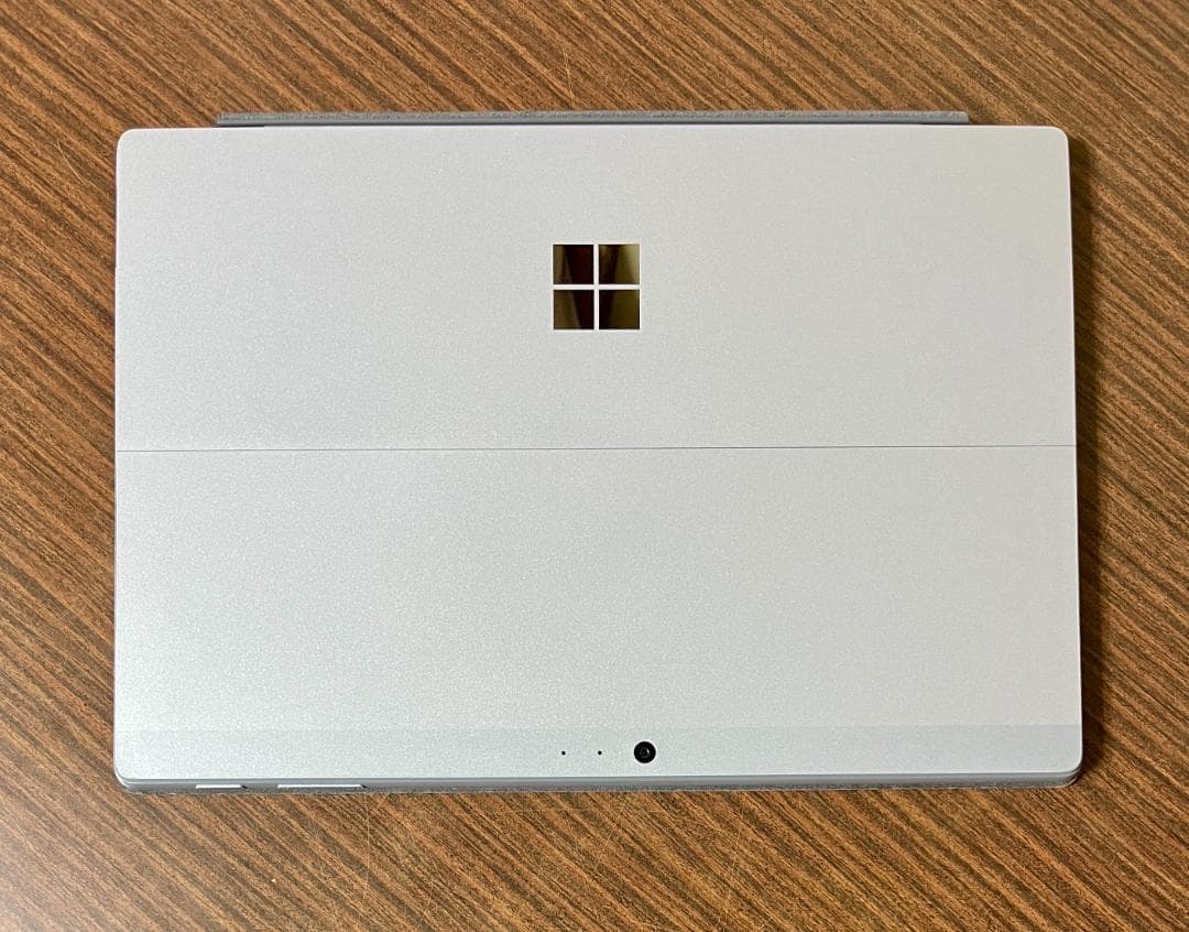 【高性能・LTE対応・高解像度】Surface Pro 5 8GB/256GB