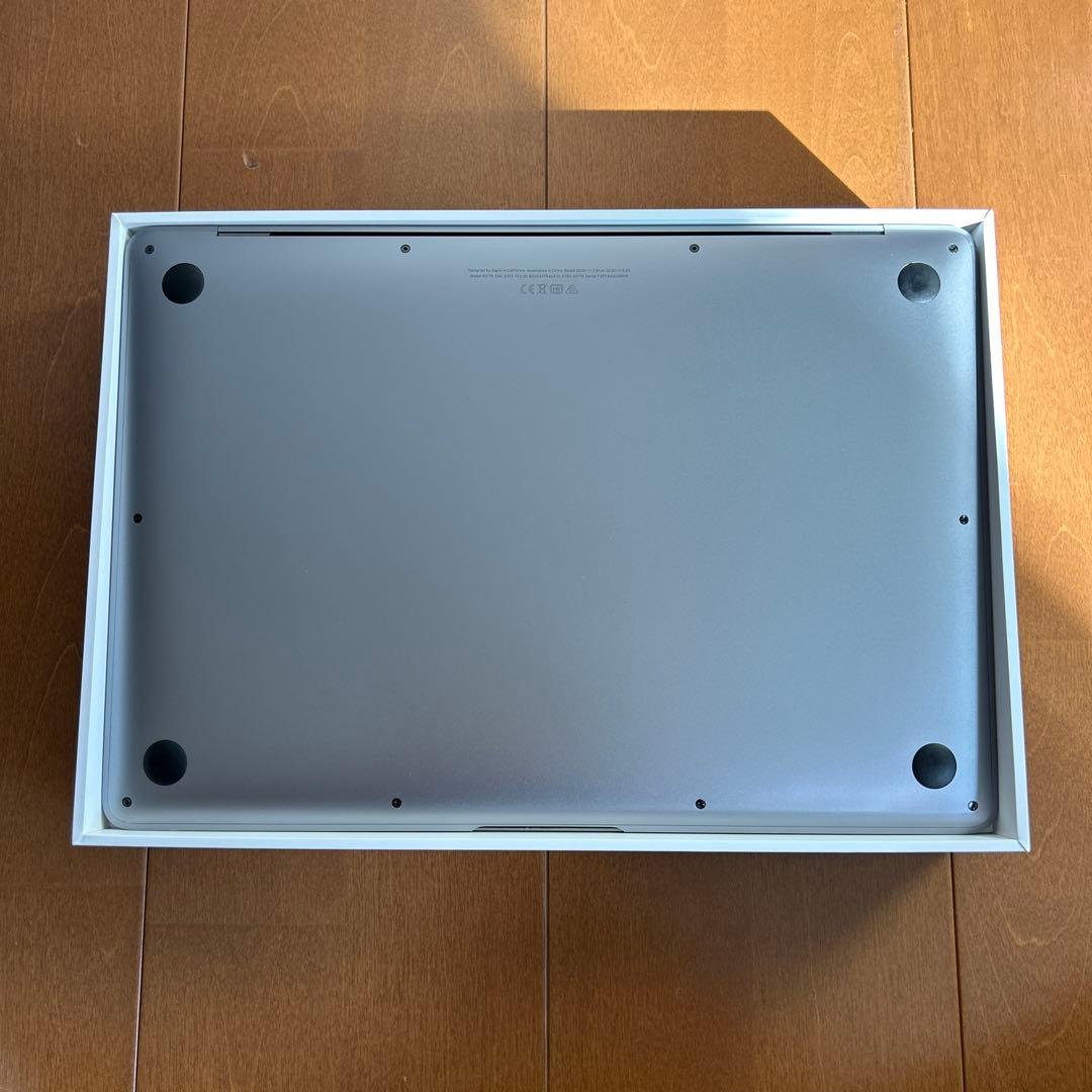 MacBook Air 13インチ 2020モデル Intel 8/256GB