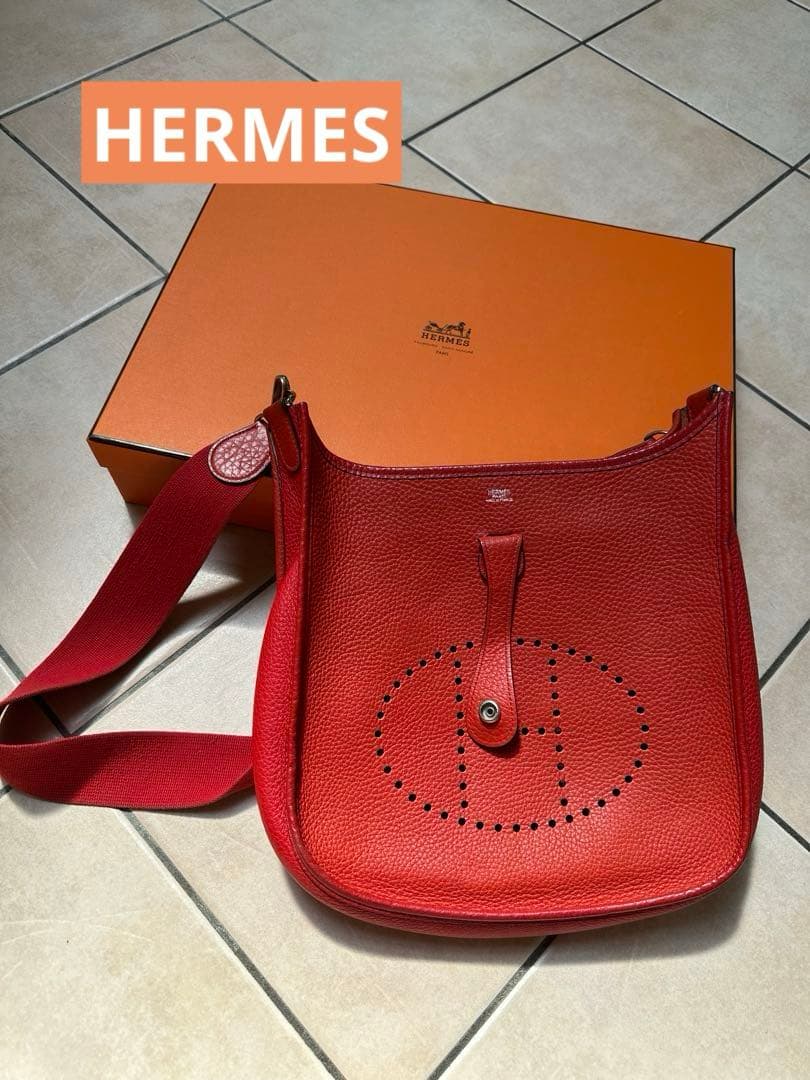 エルメスHERMESエブリン　PMレッド ショルダーバッグ