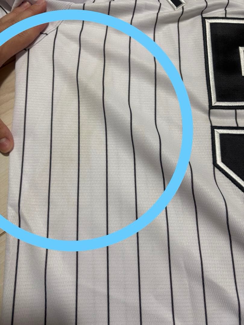 千葉ロッテマリーンズ 山口選手 サイン入りユニフォーム 51