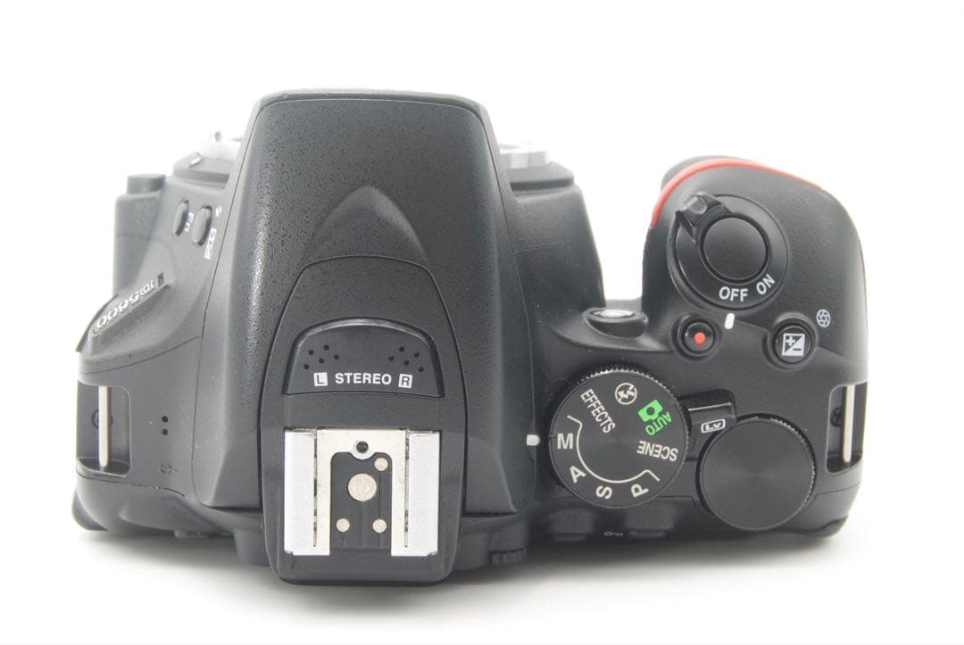 Nikon D5600 ダブルレンズ　単焦点　ポートレート　Wi-Fi搭載　美品