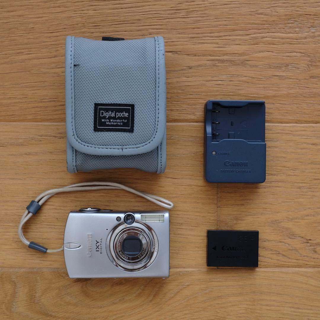 Canon IXY DIGITAL 700 コンパクトデジタルカメラ