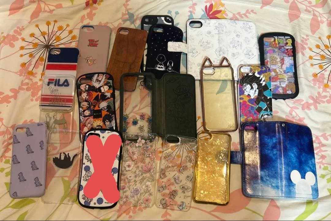 iPhoneケース　鬼滅、ディズニー、ナルト、セサミストリート、トムジェリなど