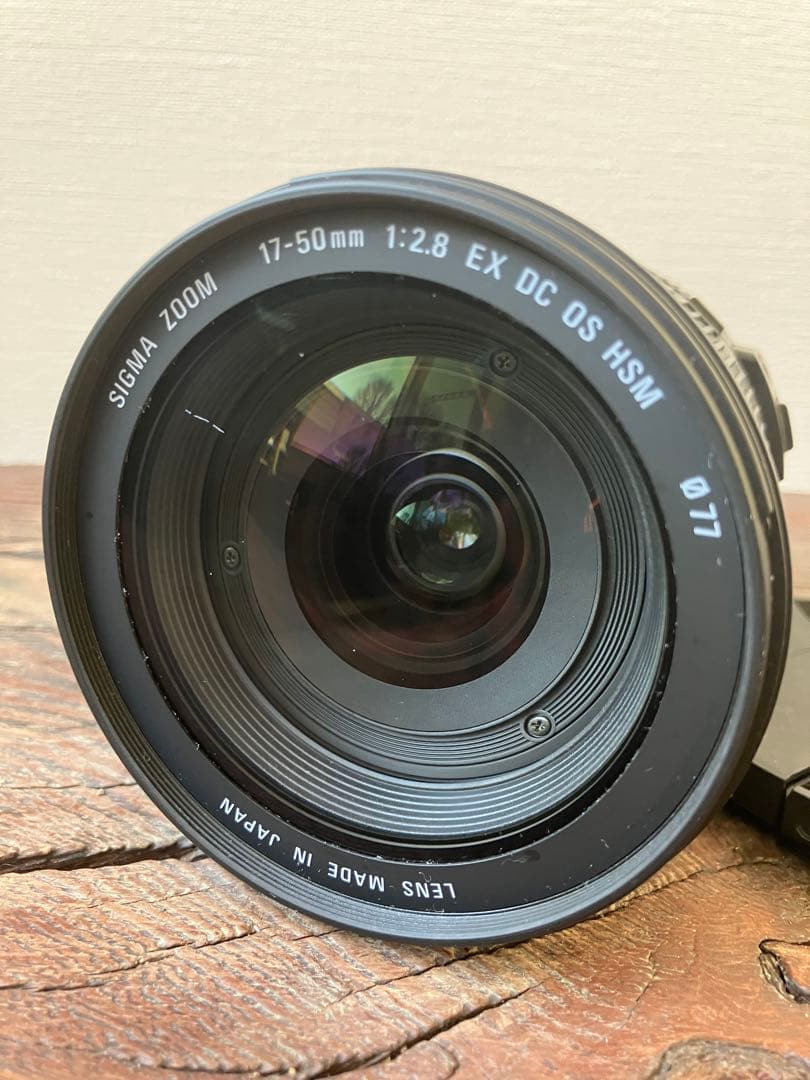 SIGMA 17-50mm f/2.8 DC ズームレンズ