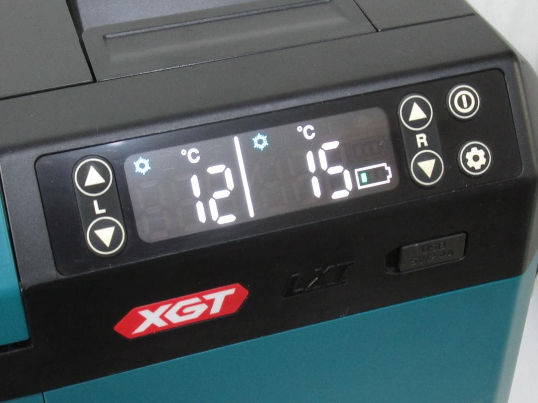 makita マキタ 充電式保冷温庫 29L CW004G 2023年製 動作品