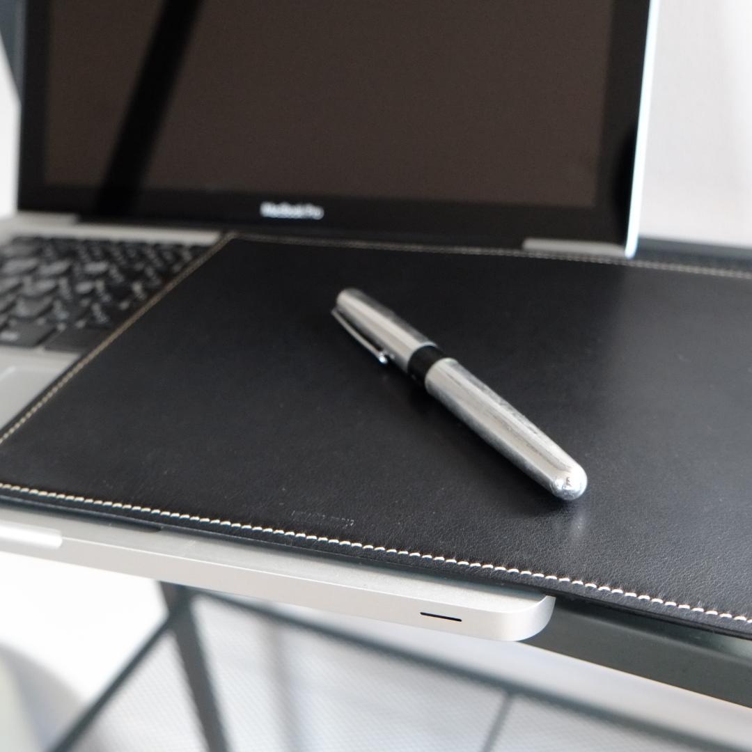 HERMES エルメス レザー マウスパッド バイカラー E刻印 2001年