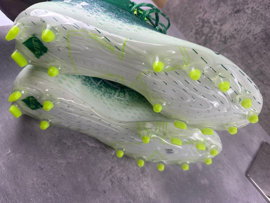 【未使用】UA Spotlight Green アンダーアーマー スパイク 30