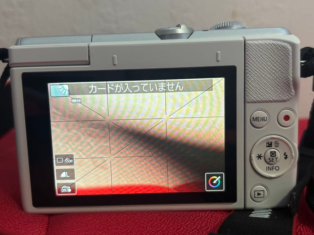 ♥️セール中♥️ Canon EOS M200 ホワイト セット