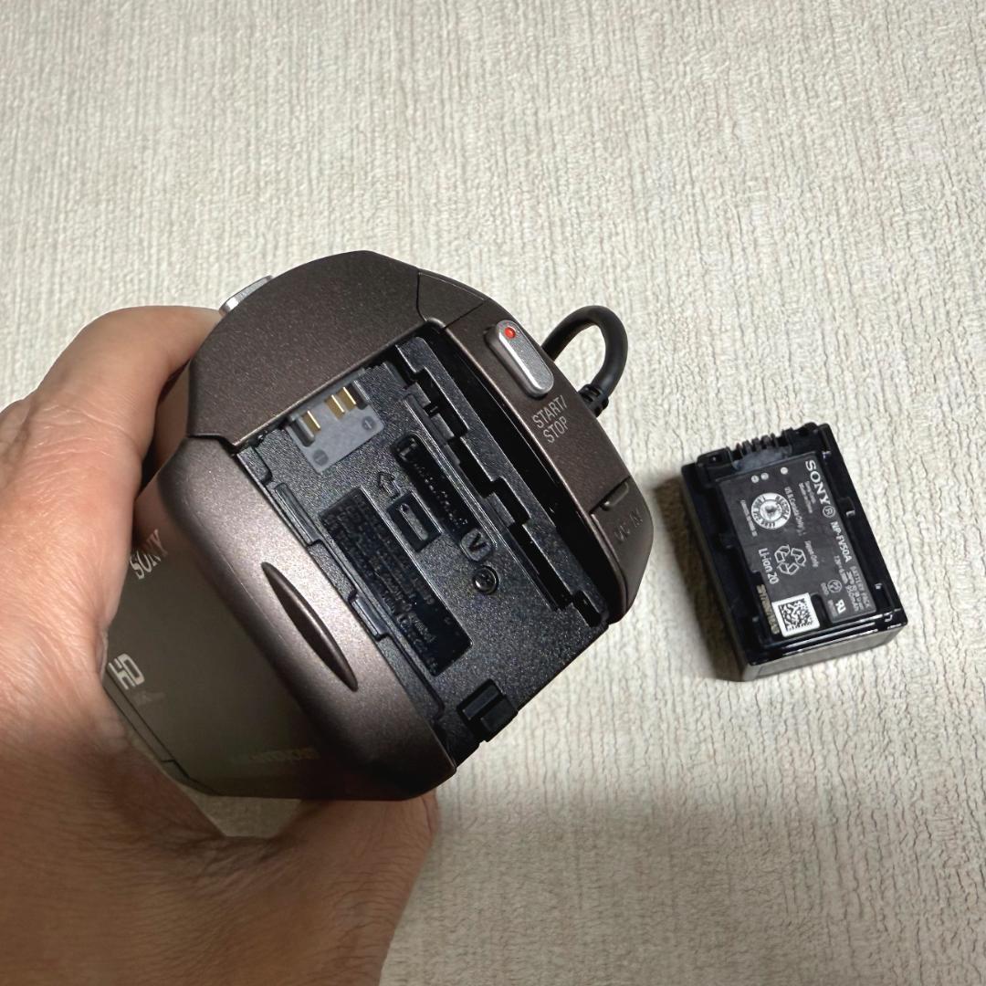 SONY HDR-CX680 ビデオカメラ 本体 + 高容量バッテリーパック