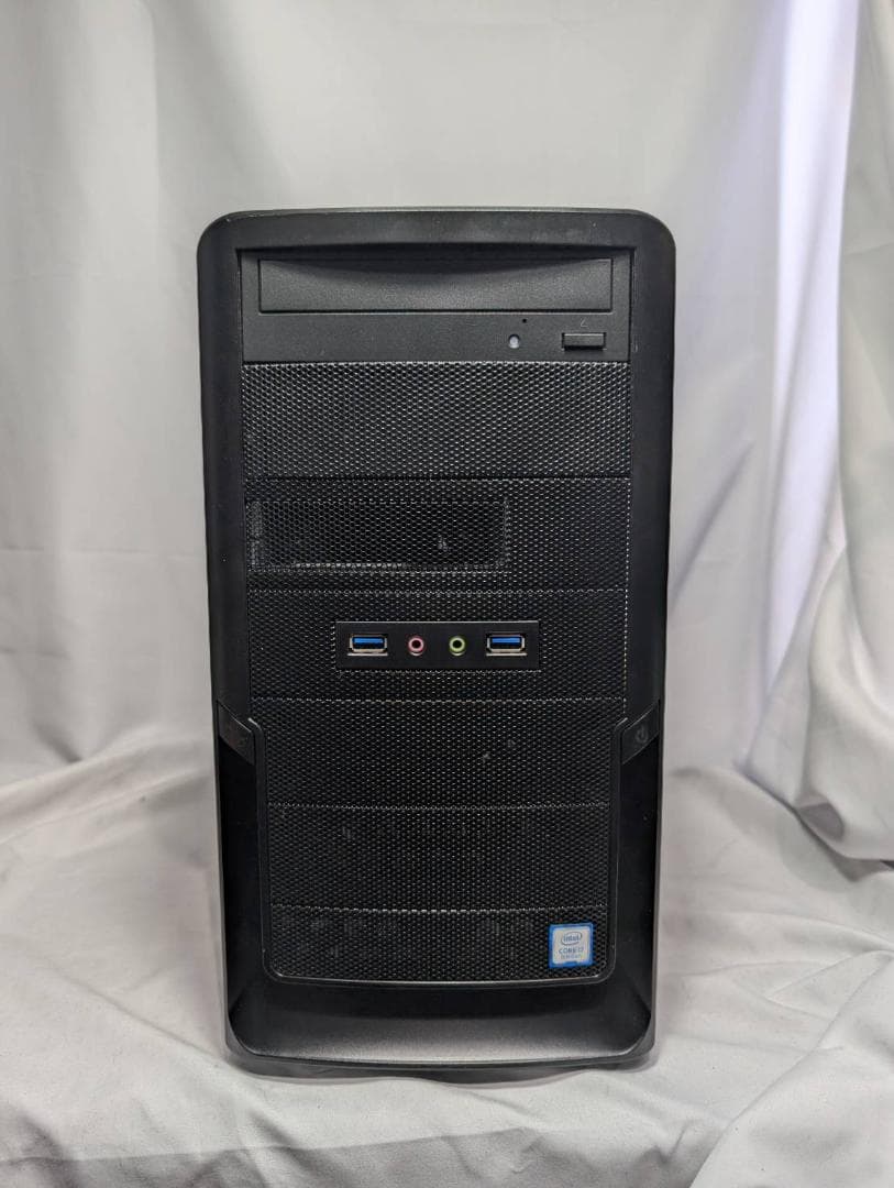 8画面対応 トレーダー向けPC Core i7 メモリ16GB 高速SSD