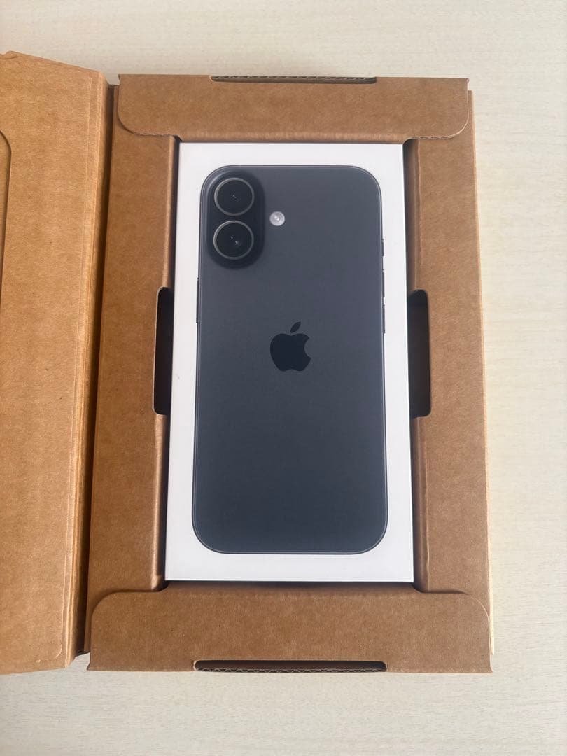 【新品未使用未開封】Apple iPhone 17 256GB ブラック 本体