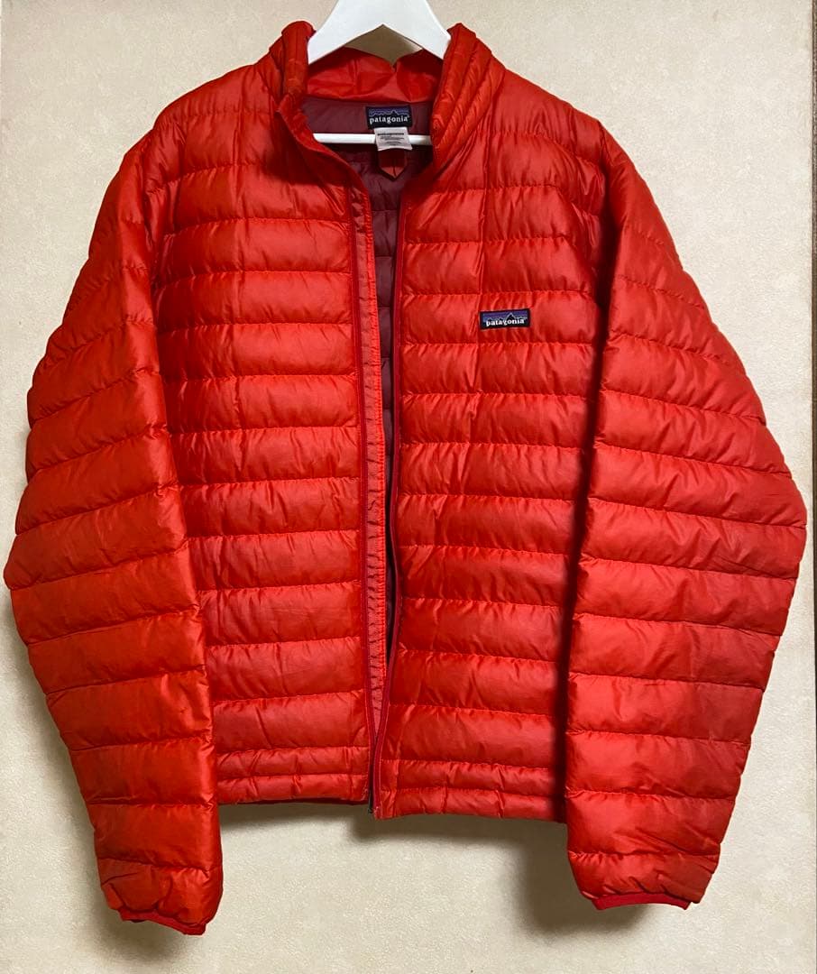 【patagonia】軽量ダウン　メンズ　L レッド