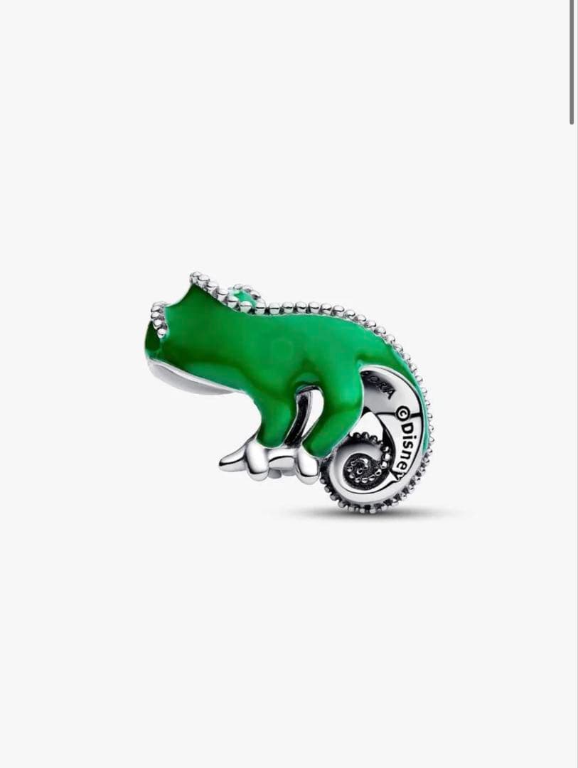 Pandora Pascalチャーム