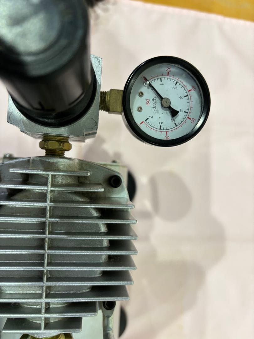 チ*こ様 エアテックス コンプレッサー APC-001R + アネスト岩田エアタ