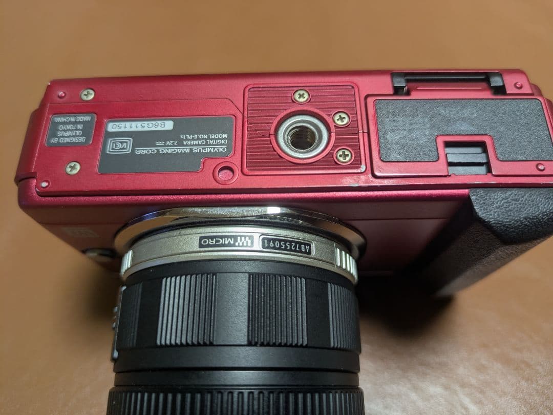 OLYMPUS M.ZUIKO DIGITAL 14-42mm レッド