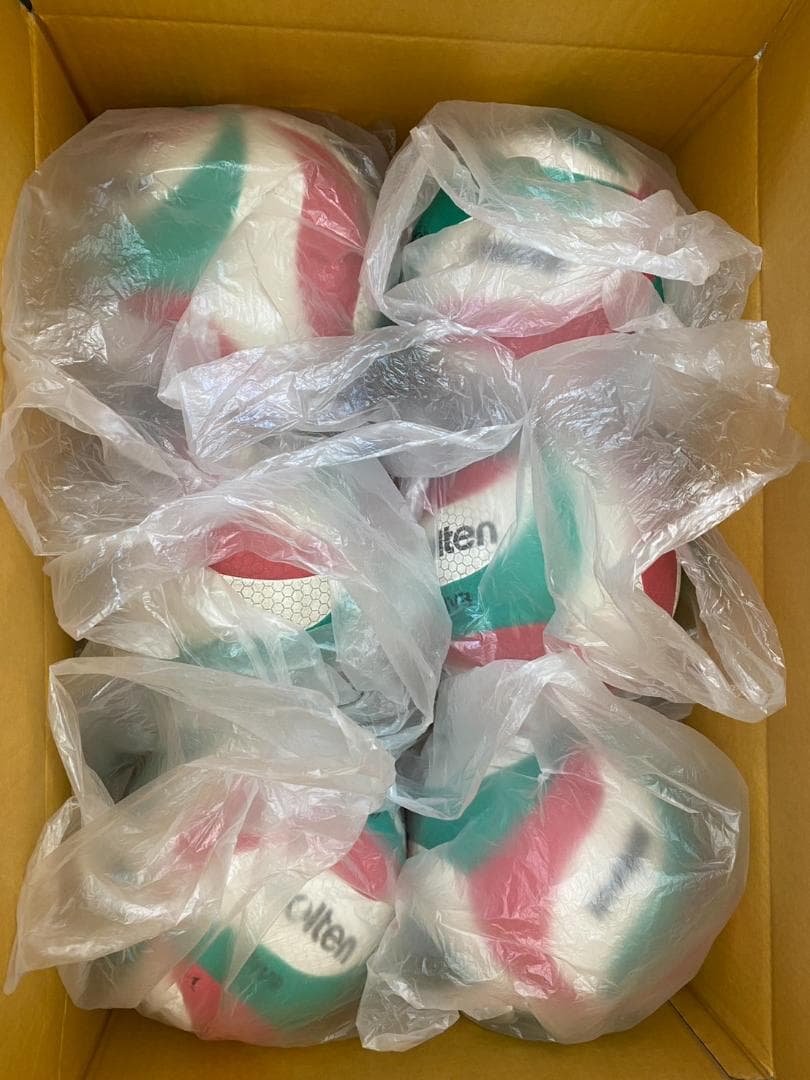 大幅値下げ！モルテン FIVB公認 バレーボール 赤×緑×白 6球セット