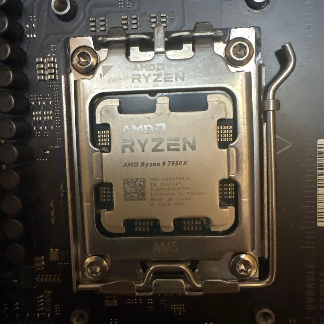 ジャンク AMD 7950x TUF x670e RX7900XTX 24GB