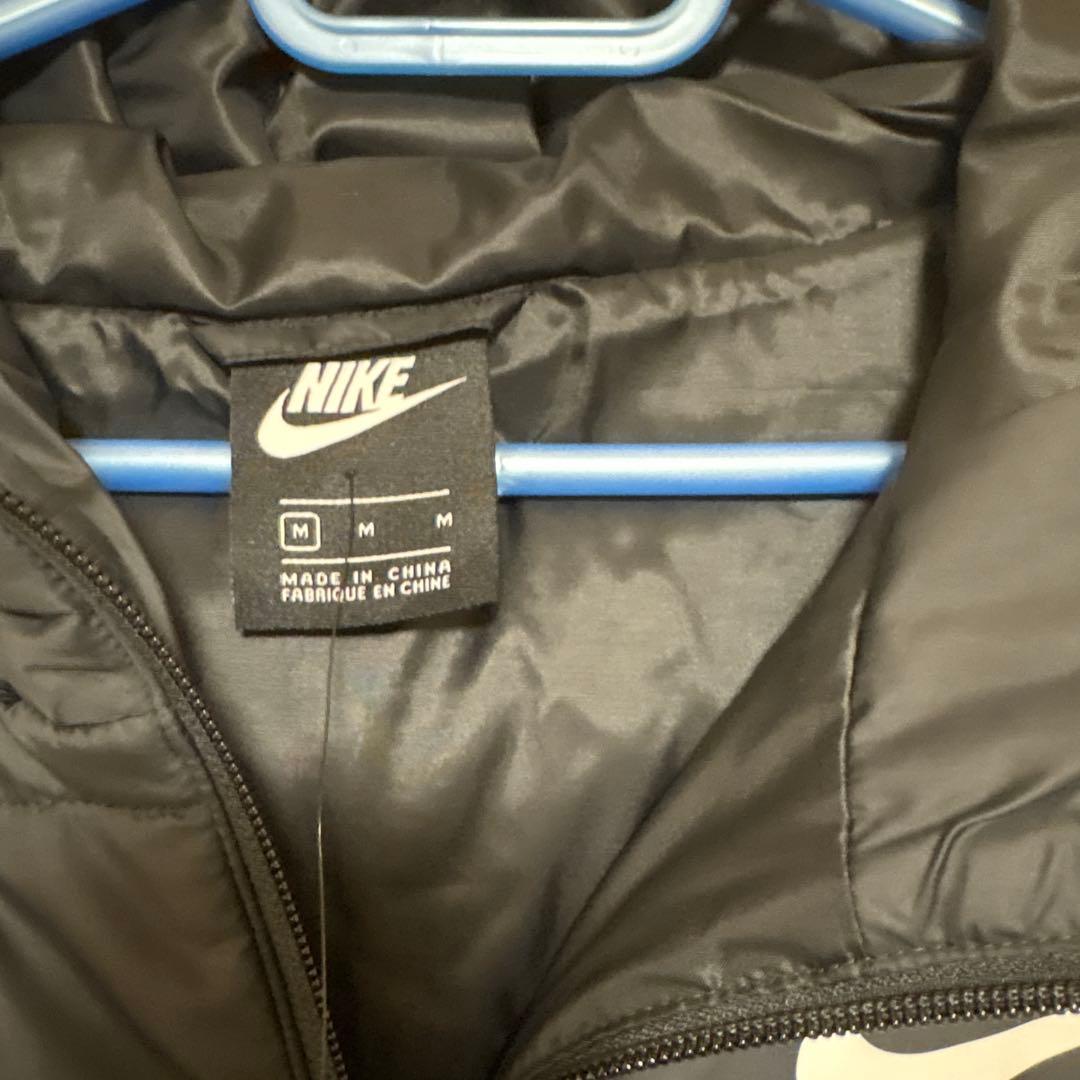 専用　NIKE レディースアウター　未使用タグ付き