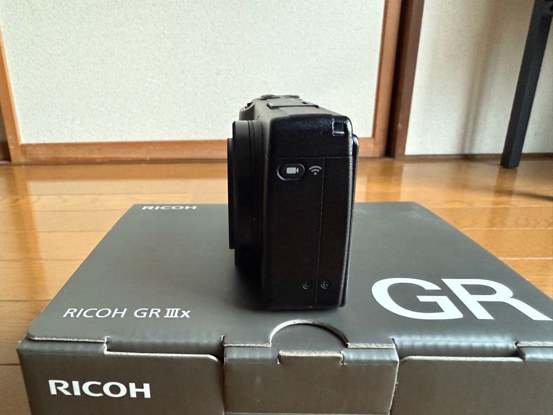 RICOH GR IIIx コンパクトデジタルカメラ 【5年保証有り】