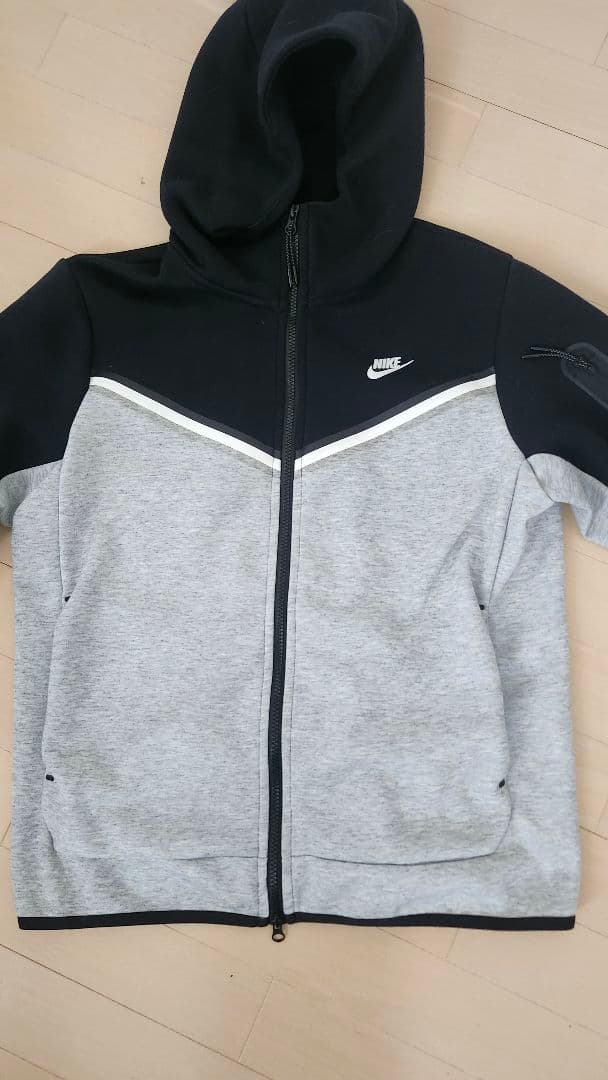 ナイキ テックフリース