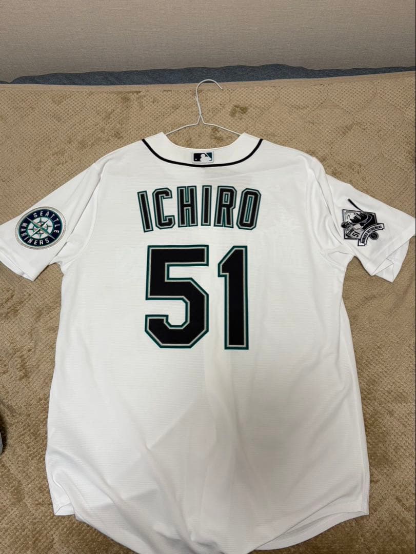 【現地購入・正規品】野球殿堂入りパッチ付き　イチロー　ユニフォーム