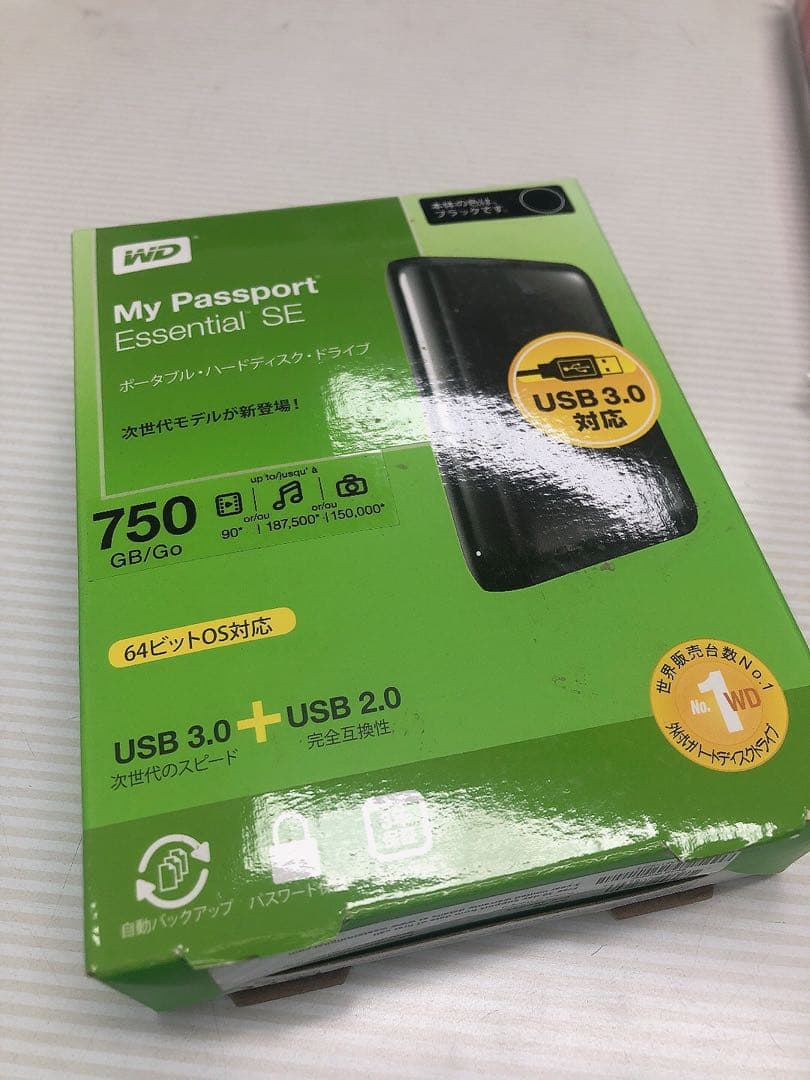 外付けハードディスク・ドライブ WD My Passport Essential SE 750GB