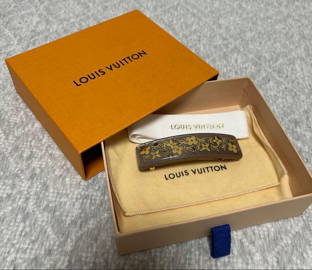 LOUIS VUITTON バレッタ
