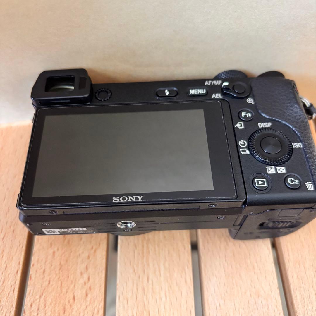 極美品 SONY ソニー α6300 ミラーレス一眼カメラ ズームレンズ付き