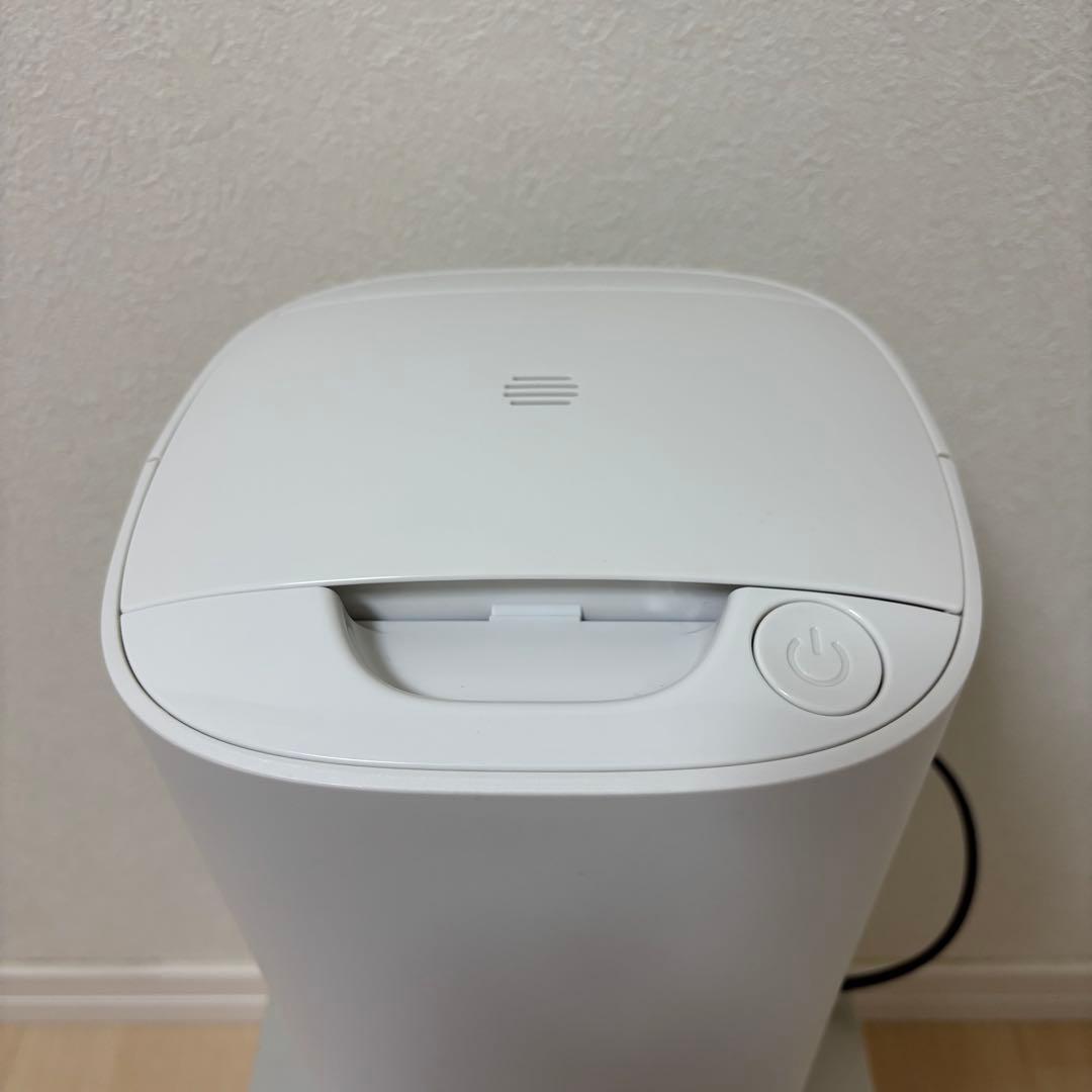 【未使用】シービージャパン mlte 電動ちりとり MR-05FC ホワイト