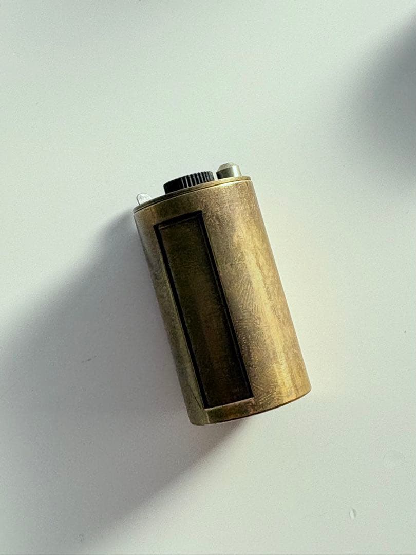 Leica film case フィルム パトローネ