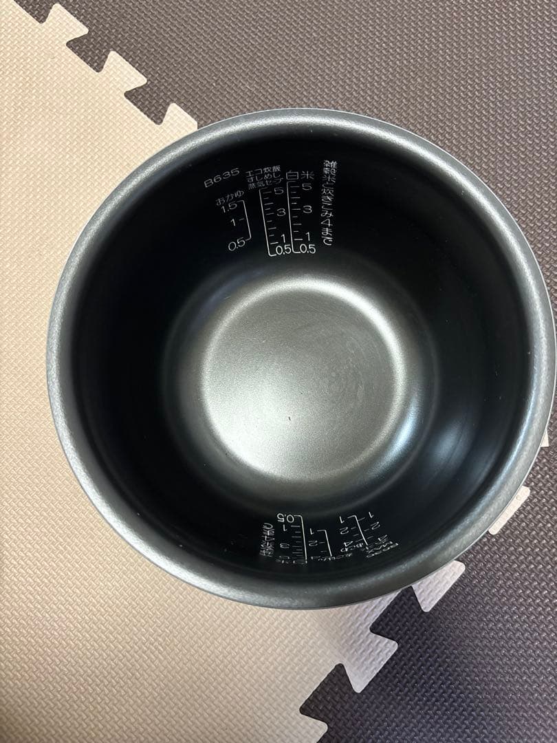 [倉庫処分セール]象印 圧力IH炊飯ジャー NP-ZX10-2022年製