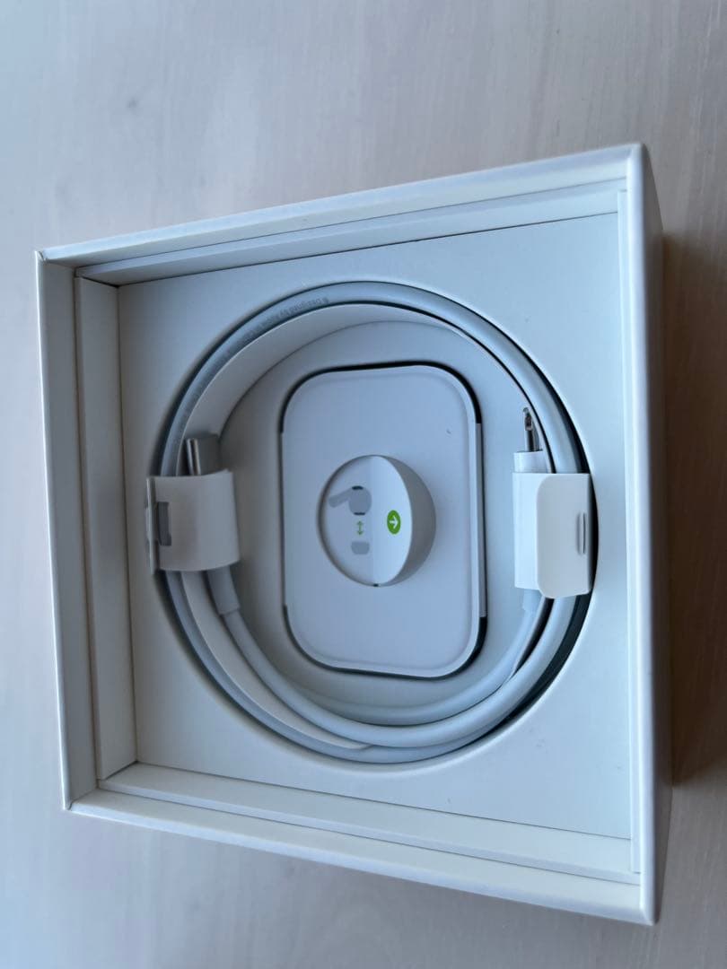 Apple AirPods Pro2 充電ケース付き