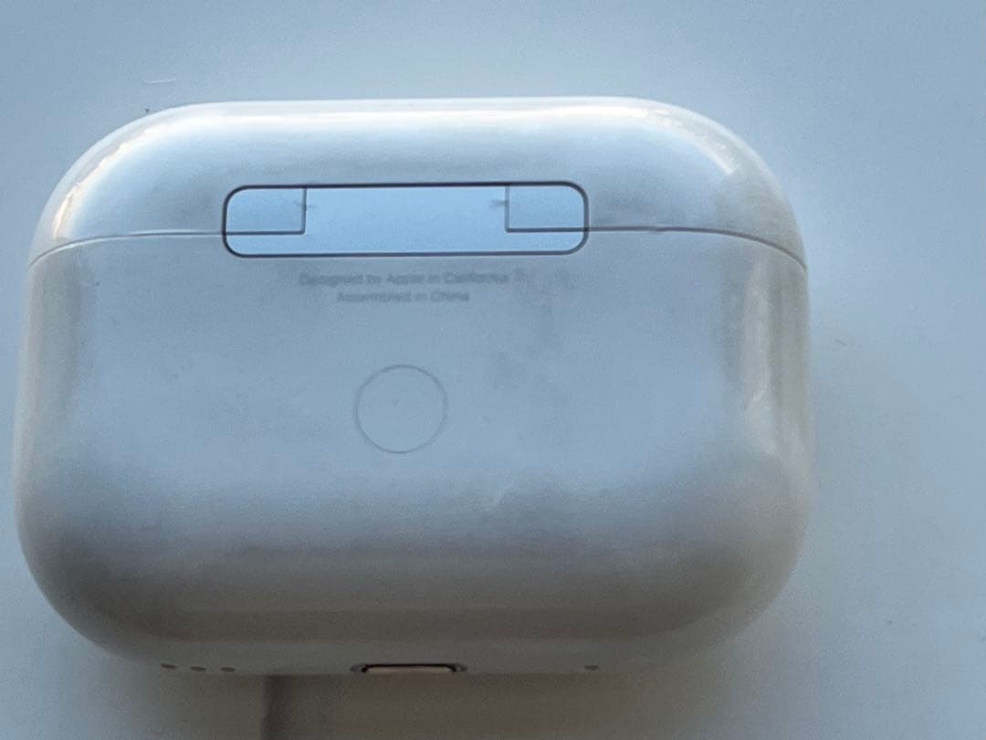 Apple AirPods Pro2 充電ケース付き