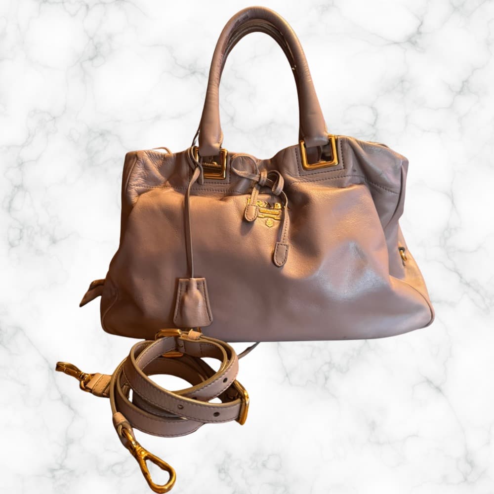 PRADA⭐︎リボンレザー２WAYバッグ⭐︎ベージュ⭐︎