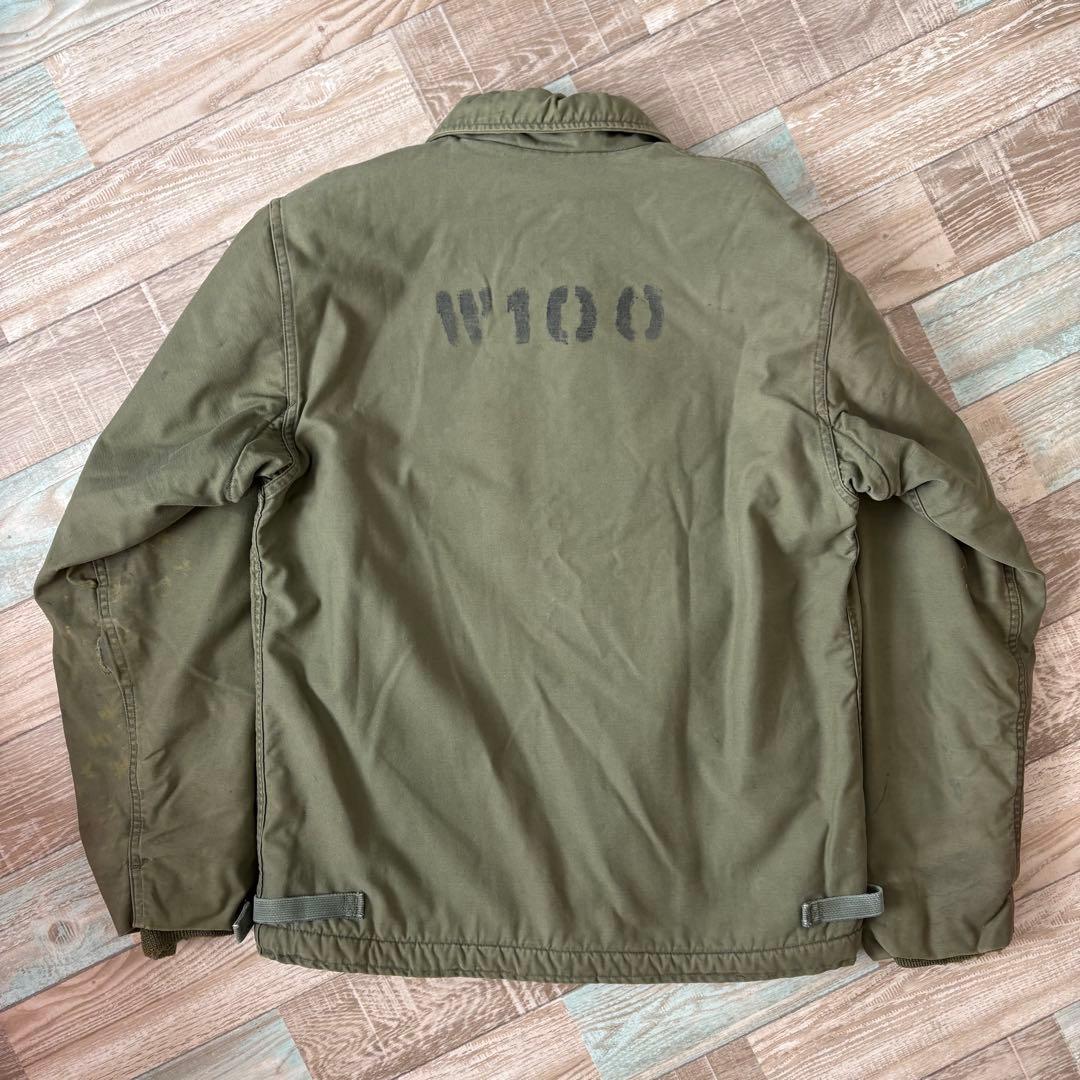 雰囲気抜群 US NAVY A-2 デッキジャケット ステンシル M ジップ破損