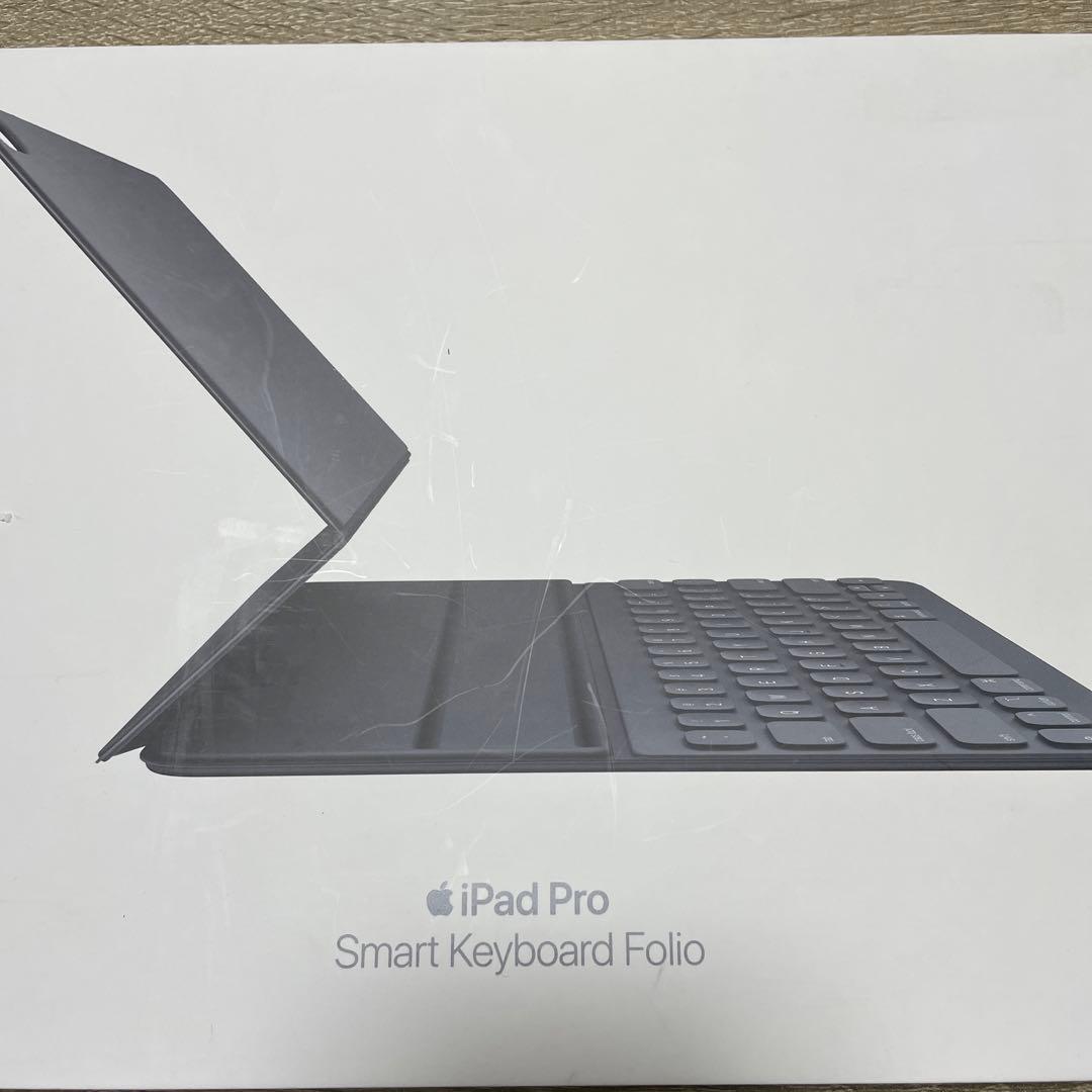 iPad Pro 12.9LTE第3世代 256 GB キーボード付