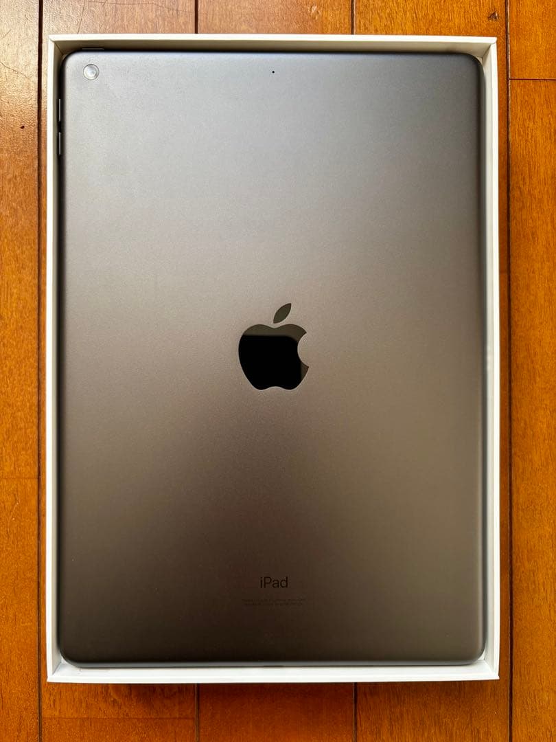 iPad（第9世代）10.2インチ Wi-Fiモデル 64GB スペースグレイ