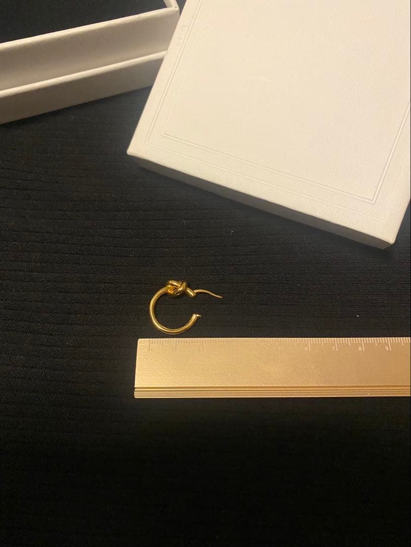 CELINE ノット　スモールフープ/ゴールドフィニッシュ　プラス（片耳）