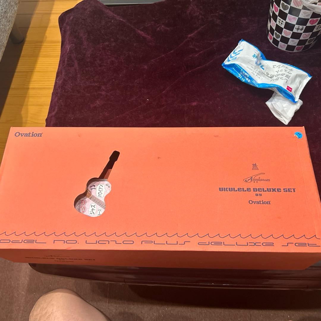 美品！アプローズ バイ オベーション UA20 ウクレレ 本体 ケース付き